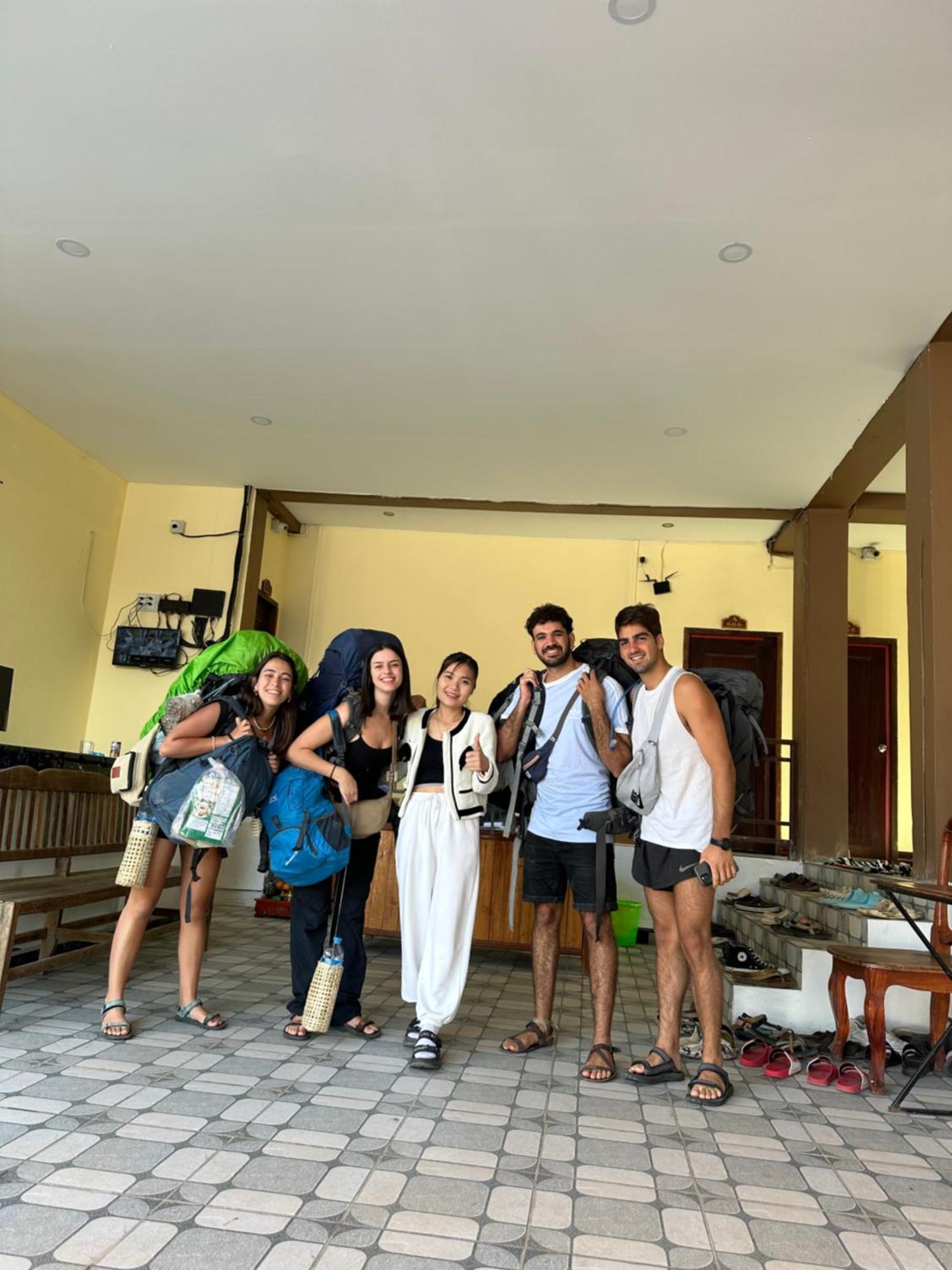 Vang Vieng Guesthouse Luaran gambar