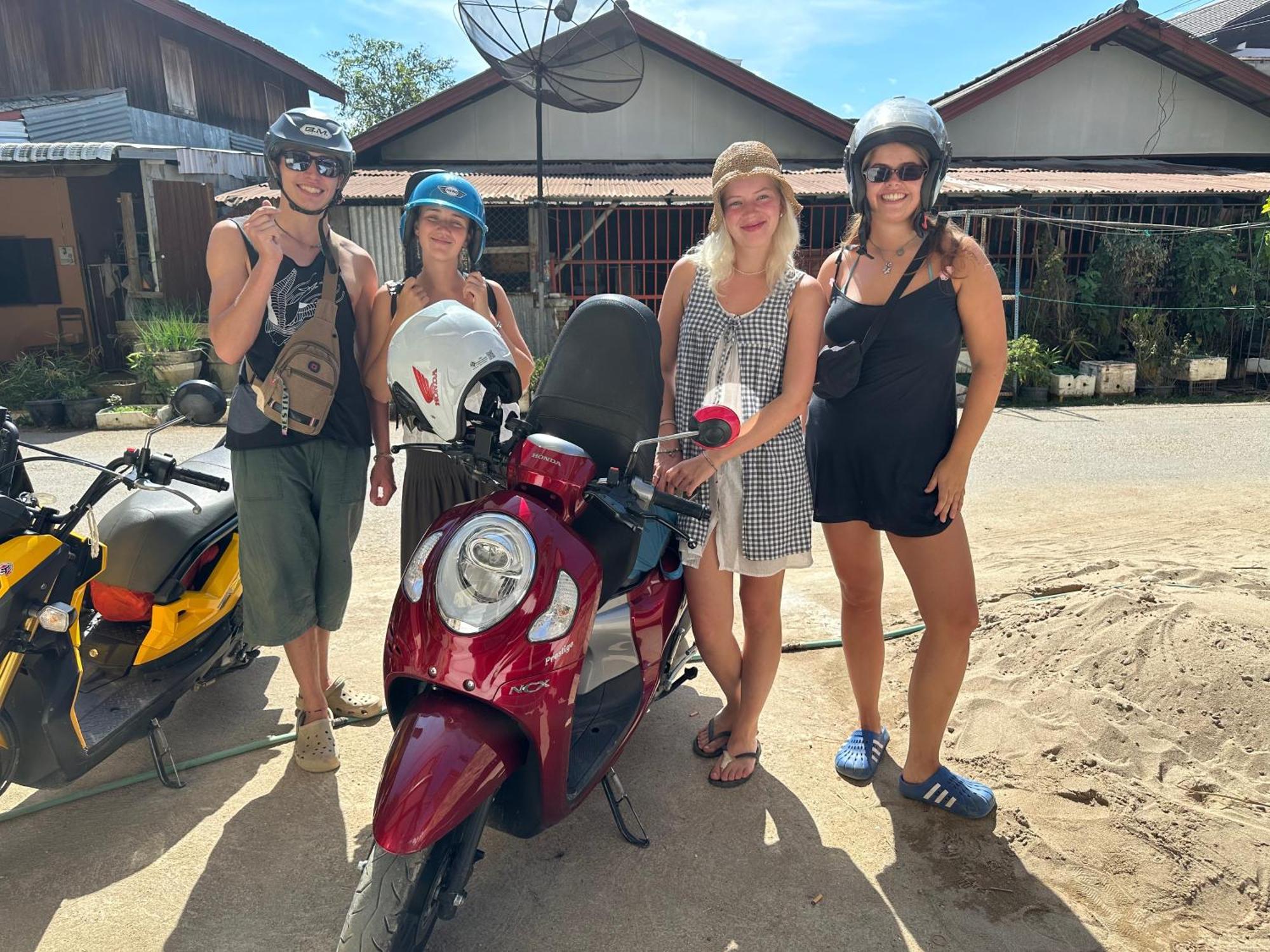 Vang Vieng Guesthouse Luaran gambar